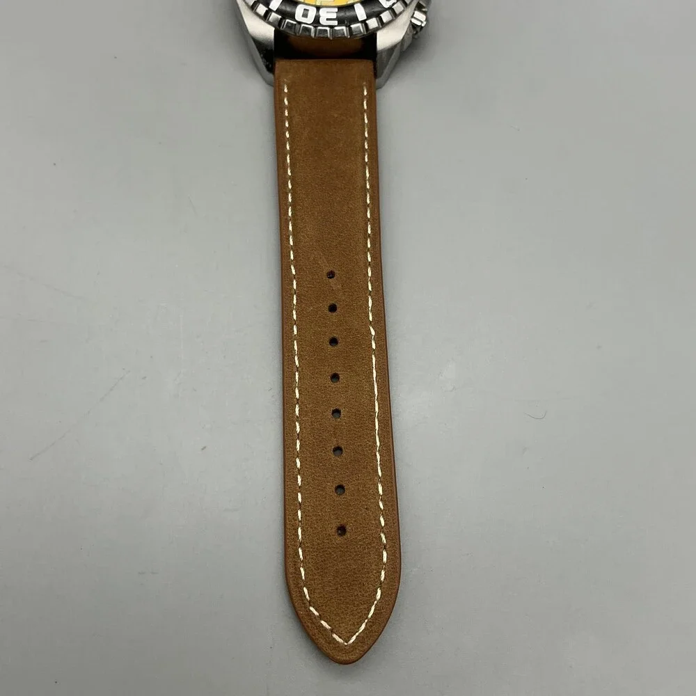 Freestyle Black Tip 2 Shark Mens Watch 43mm Yellow Dial 200m C275-05 New Battery